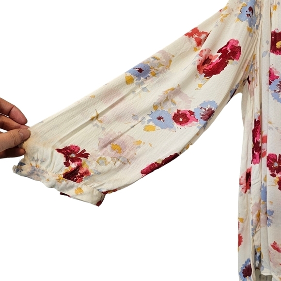 Lucky Brand Cream White Floral Blouse with Tie Strings Long Sleeve Sz XXL - Picture 4 of 9